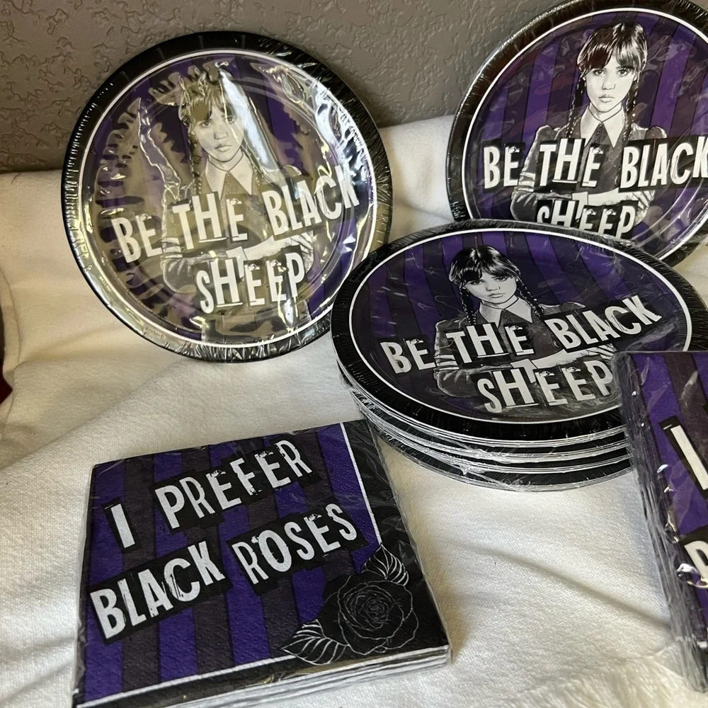 Wednesday Addams paper set 6 packs plates , 2 pack napkins